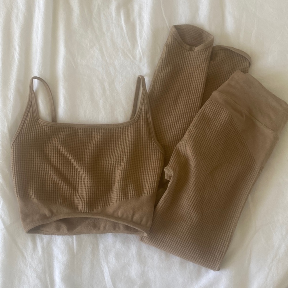 GYMSHARK WAFFLE SET